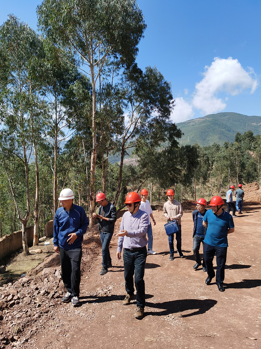 喜德县贺波洛乡万吉村83户建新踏勘