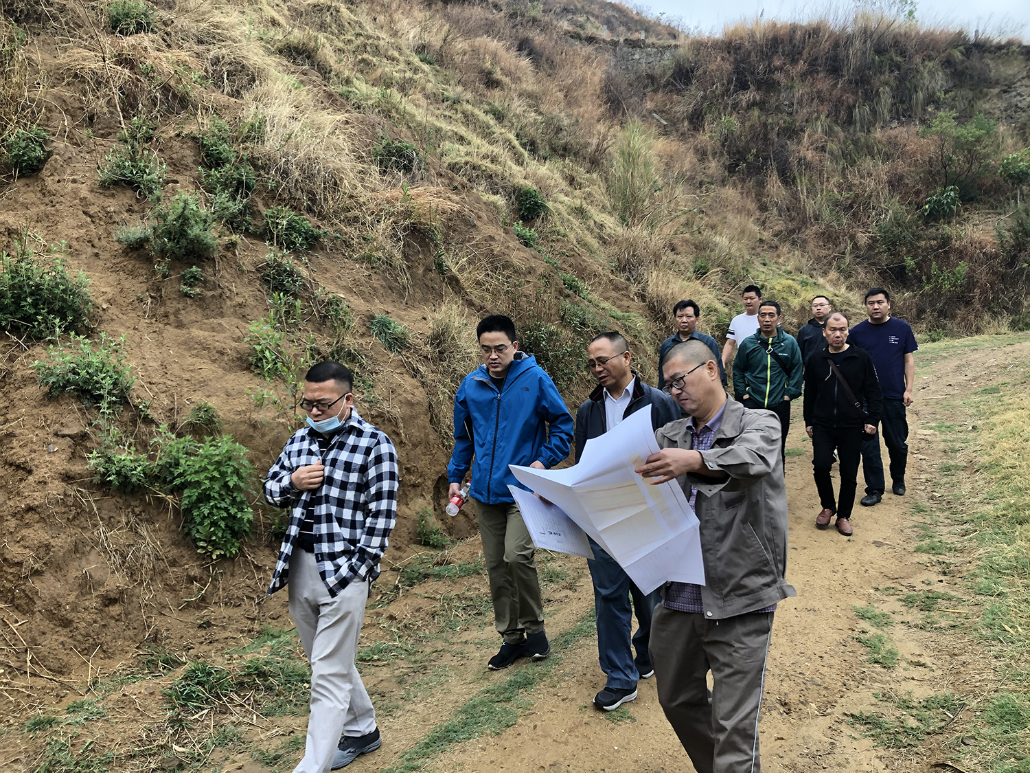 同德石墨矿预查野外检查