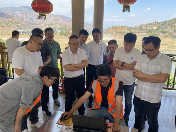 6ab9285eaed10855af8280ceb8605f01