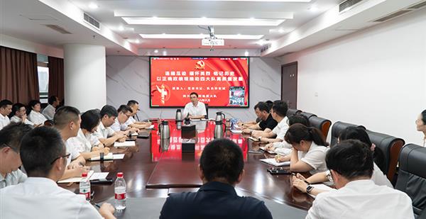 四大队党委书记、队长讲授树立和践行正确政绩观学习教育专题党课